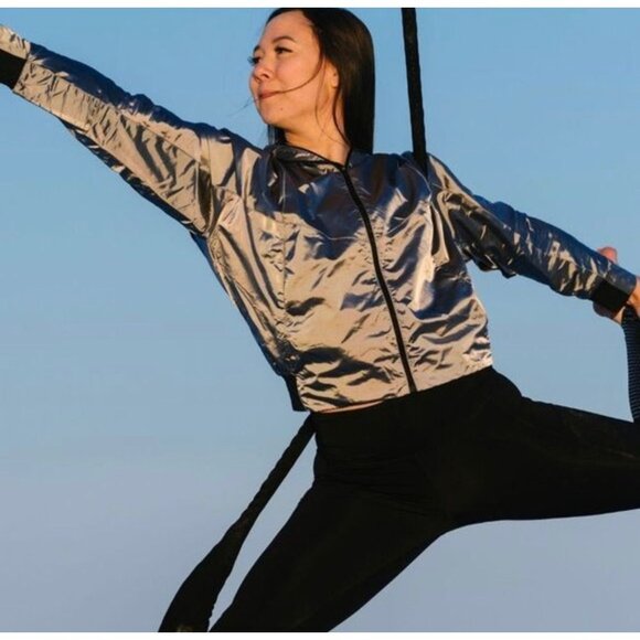 ZYIA Windbreaker Jacket Womens XXL Gray Silver Hoodie Lightweight Workout Pocket - Picture 2 of 16